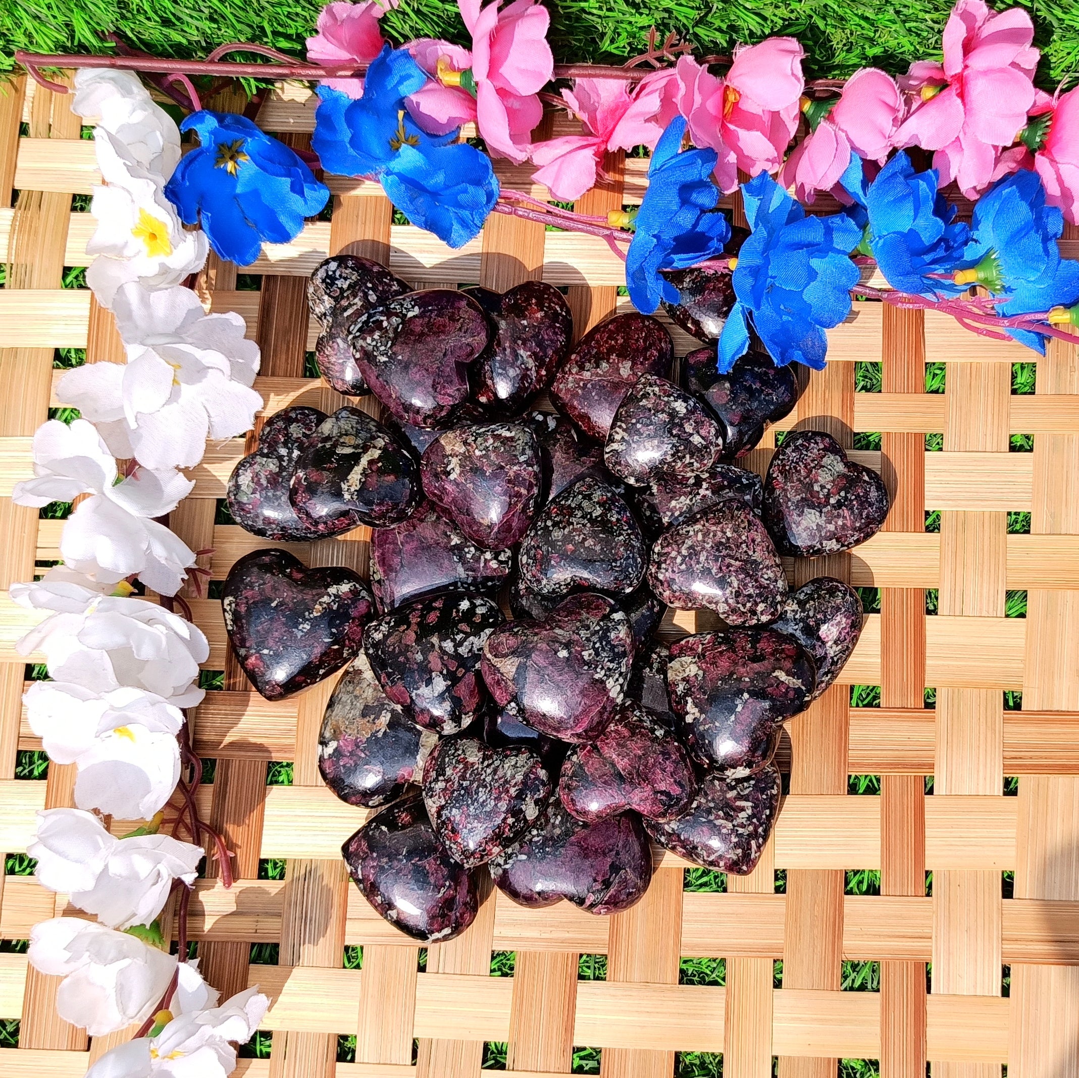 Natural Eudialyte Standy Heart – Emotional Healing Crystal