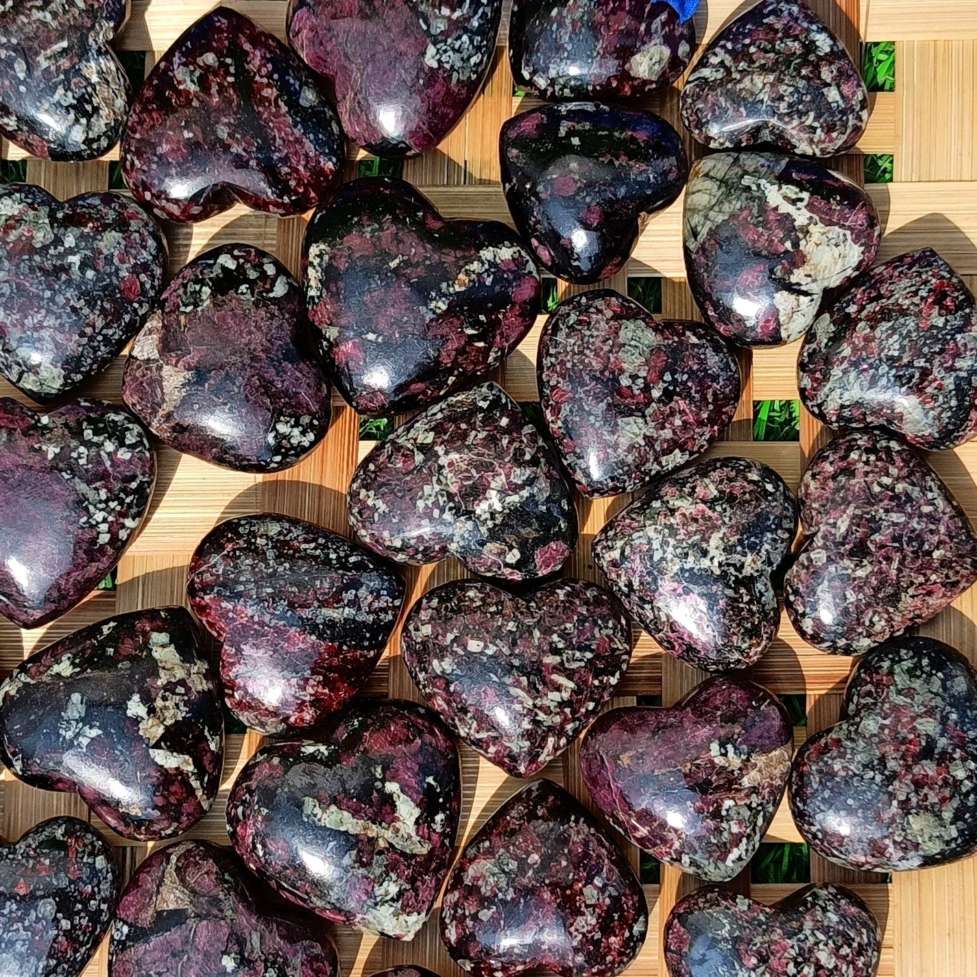 Natural Eudialyte Standy Heart – Emotional Healing Crystal